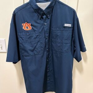 Columbia Men's Dark Blue Casual Shirt